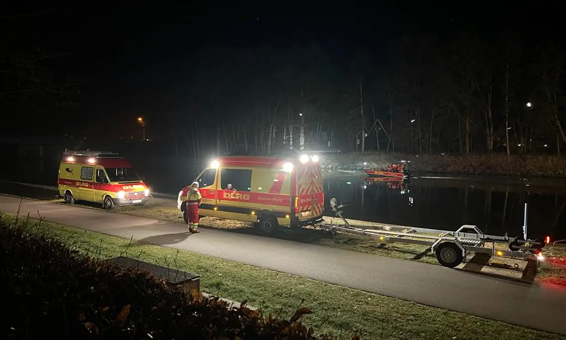 Auch die Wasserstraßen wurden abgesucht (Foto: Matthias Brüning)