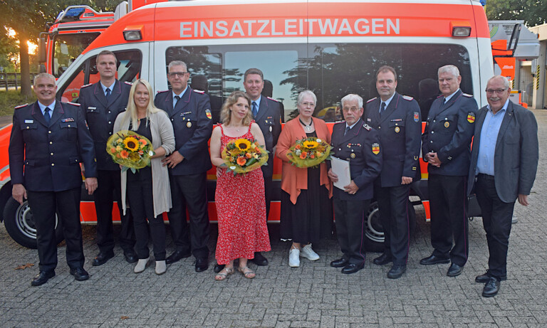 Verdiente Kameraden der Freiwilligen Feuerwehr Meppen geehrt