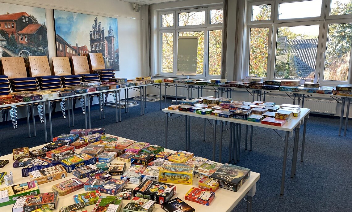 Spannender Spielenachmittag mit buntem Spieleflohmarkt am 12.11. in der VHS Meppen