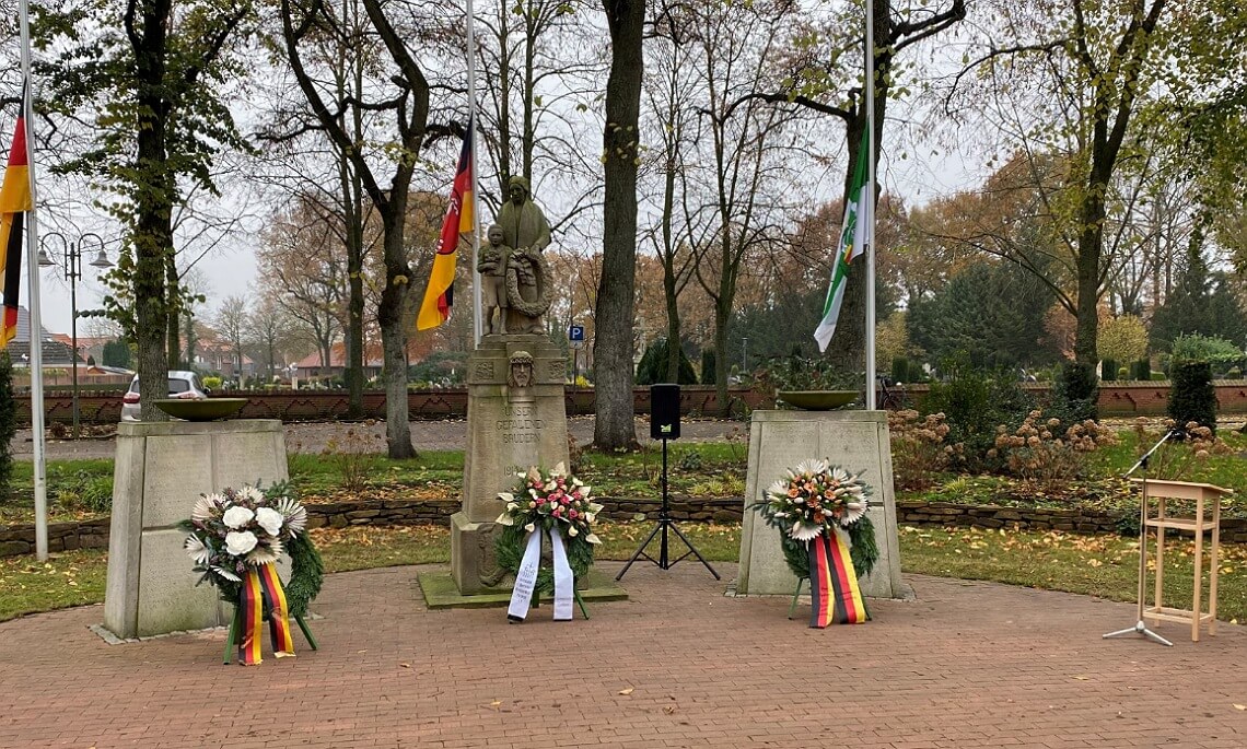 Volkstrauertag – Kranzniederlegung in Lathen am 19.11.