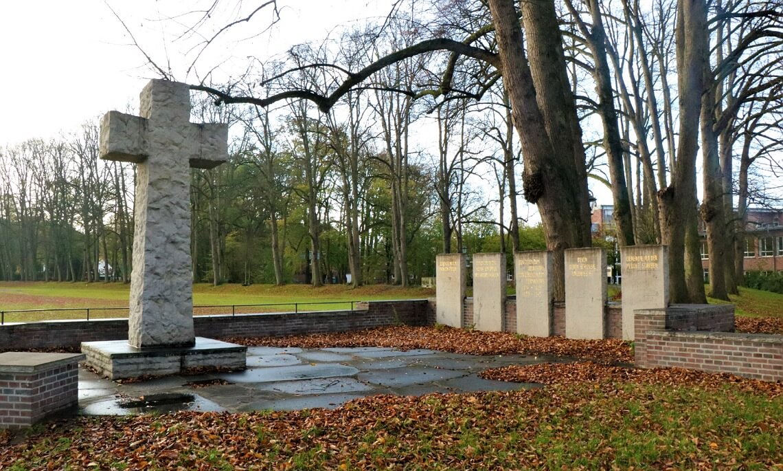 Meppen – Gedenkfeier und Kranzniederlegung am Volkstrauertag am 19.11.
