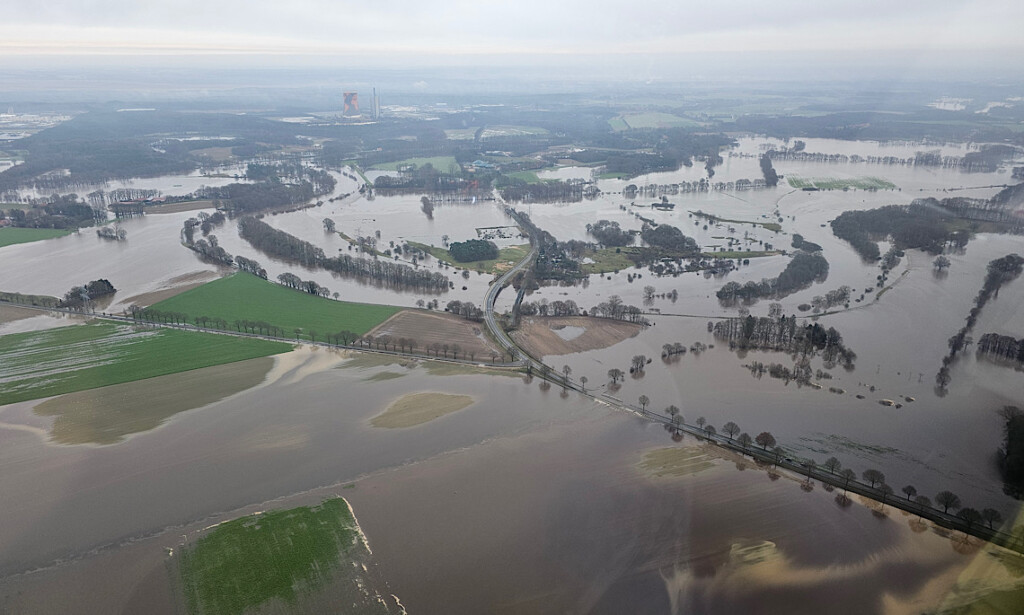 Meppen Im Ausnahmezustand Hochwasser Meppen Aktuell Die Lage Spitzt Sich Zu
