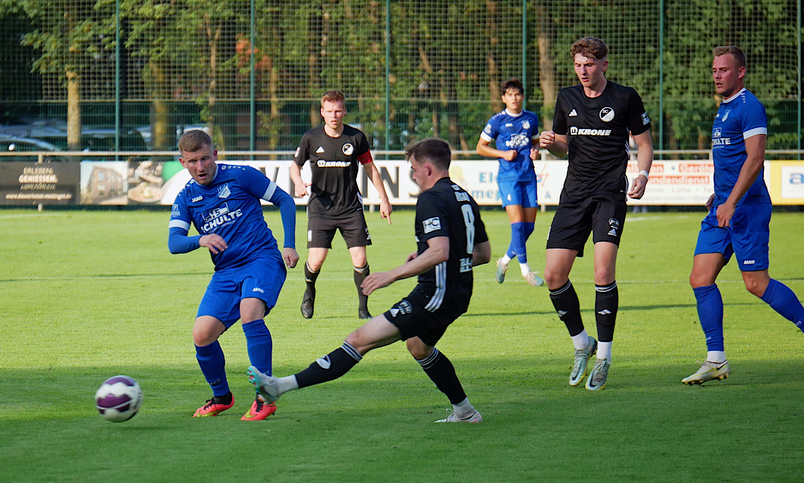 Drittes Testspiel des SC Spelle-Venhaus gegen den SV Holthausen Biene