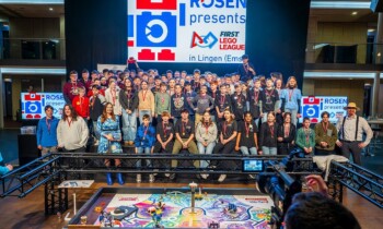 FranziRobots 1 gewinnen Regionalentscheid der FIRST® LEGO® LEAGUE Challenge bei der ROSEN Gruppe in Lingen