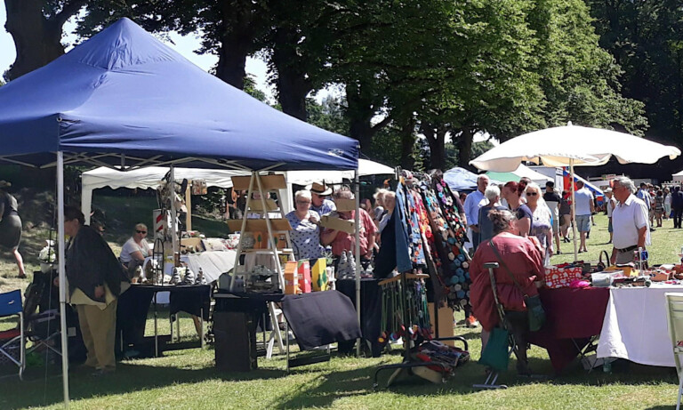 Meppen – Kunsthandwerkermarkt am Pfingstmontag auf der Schülerwiese