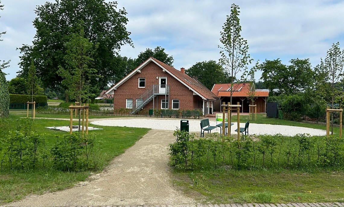 Mehrgenerationenplatz in Tinnen fast fertig