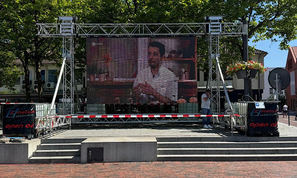 Public Viewing und Open Air Kino auf dem Lingener Marktplatz