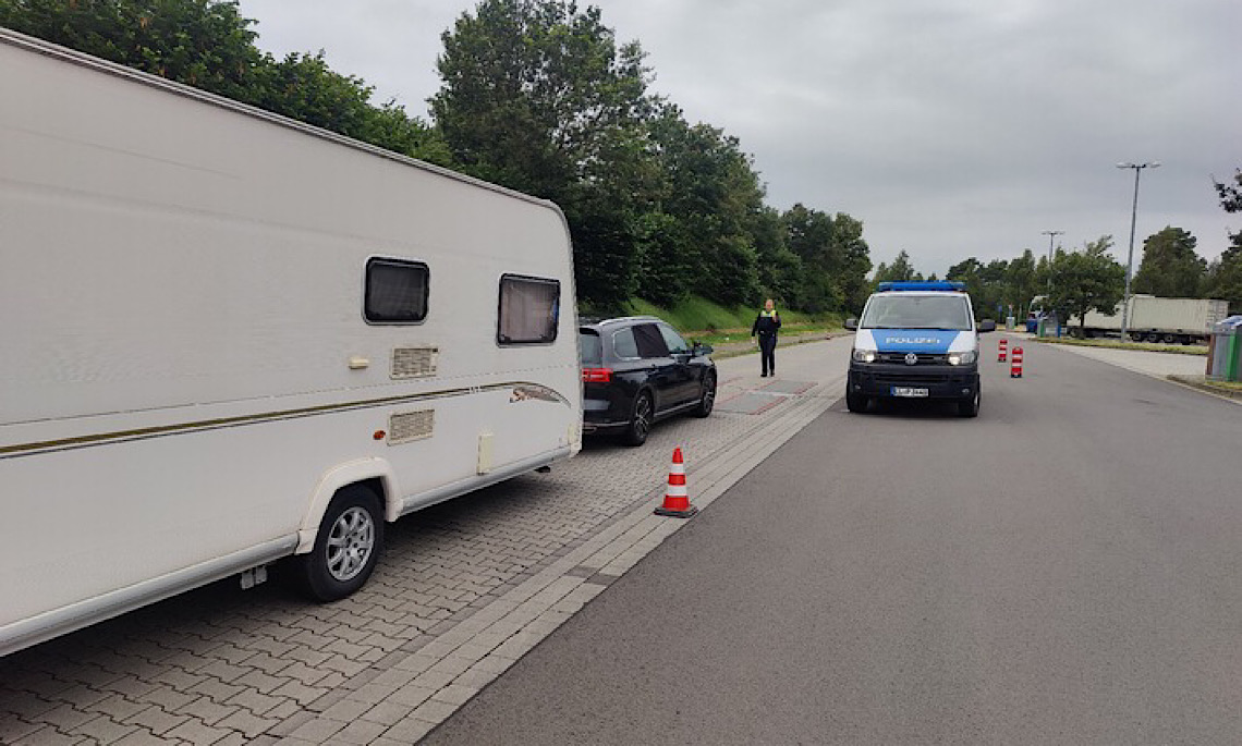 Kontrollen des Reiseverkehrs zu Ferienbeginn – wenige Verstöße festgestellt