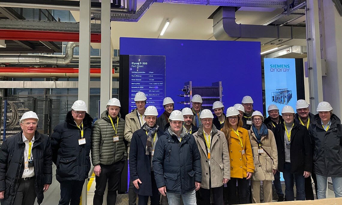 Vorstand und Arbeitskreis Energie des Wirtschaftsverbandes zu Besuch bei Siemens Energy in Berlin