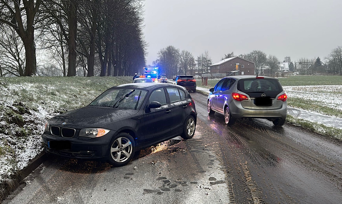 Erneut Unfälle auf winterlichen Straßen
