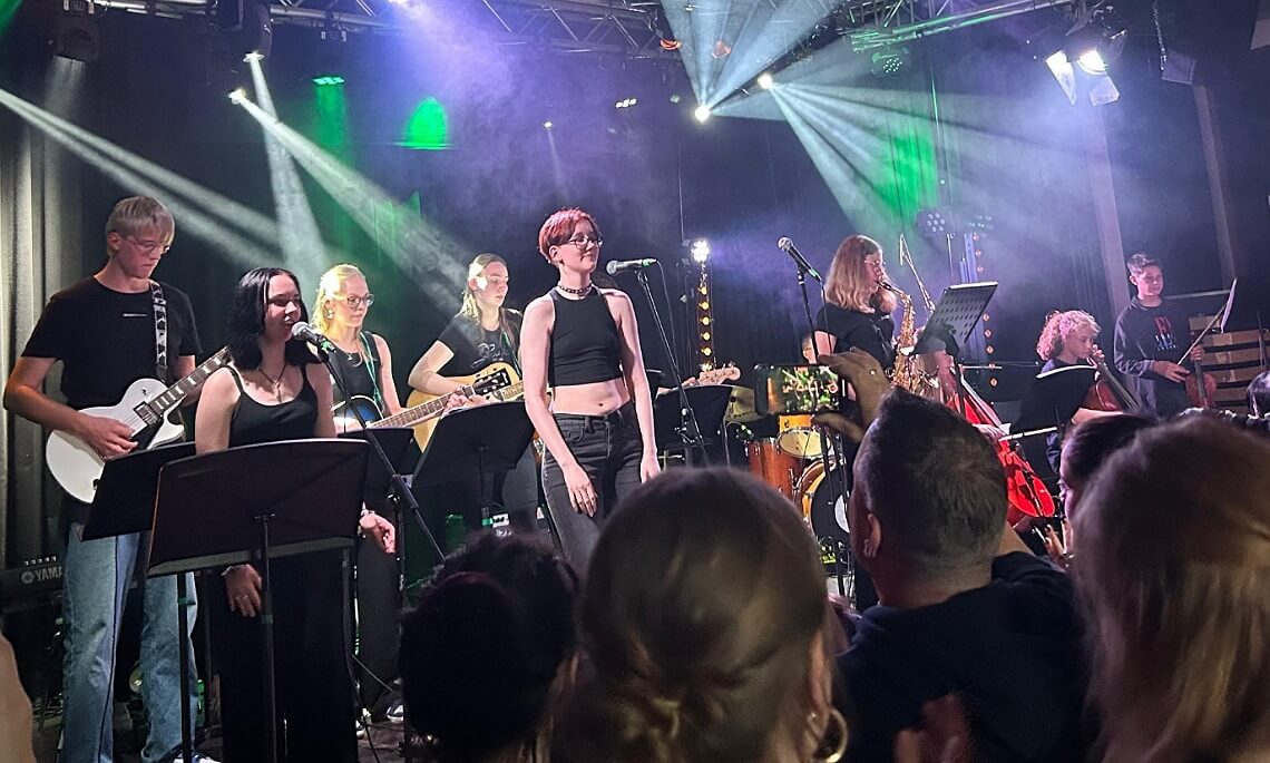 Erstes Meppener Schulbandfestival im JAM – musikalischer Start in die Ferien
