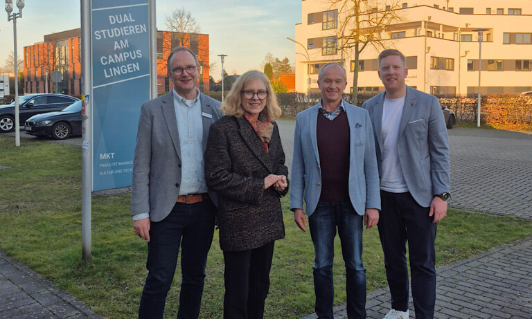 Fachausschuss des Landkreises Emsland besucht Gesundheitsstudiengang am Campus Lingen