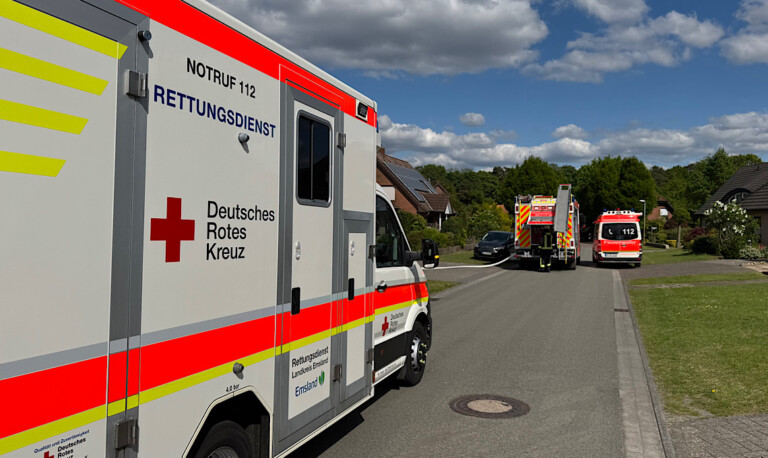 Meppen – Feuerwehr löscht Brand in Schuppen