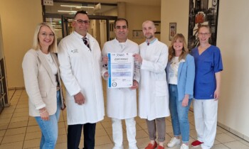 Einziges neurochirurgisch geführtes Zentrum in Deutschland – Spitzenqualität im Meppener Krankenhaus bestätigt