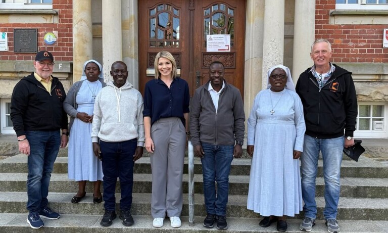Besuch aus Uganda im Rathaus Papenburg: Eine über 30-jährige Freundschaft mit dem Kolping St. Michael