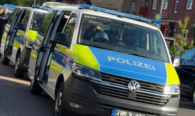 Wohnungen von Polizeibeamten durchsucht