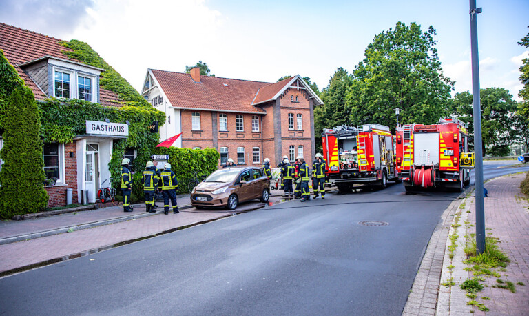 Rütenbrock – Feuerwehr rückt zu „Zimmerbrand“ aus
