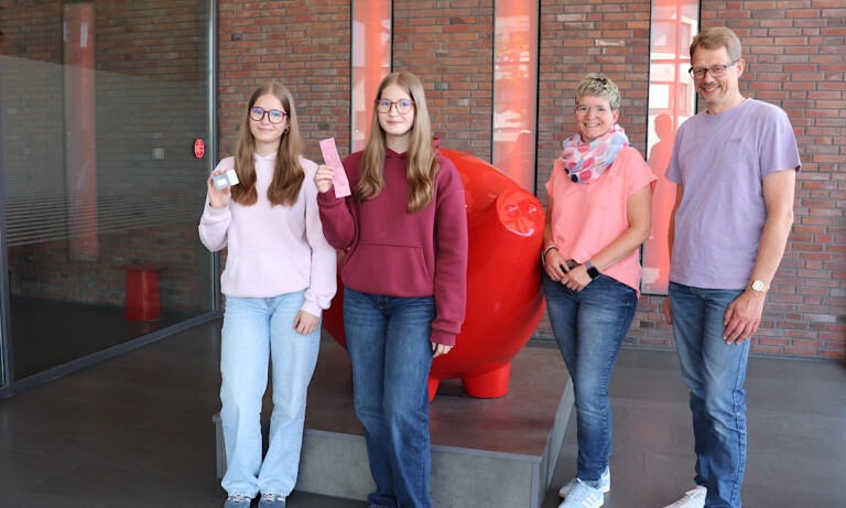 Goldenes Glück in Meppen-Versen – Familie Wemhoff gewinnt 10g Goldbarren an der Haustür