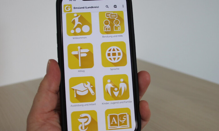 „Unser digitales Tool zur Integration“ – Integreat-App seit einem Jahr im Einsatz