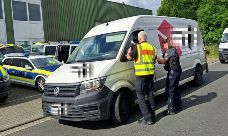 Zahlreiche Ordnungswidrigkeits- und Strafverfahren bei Firmenkontrolle eingeleitet.