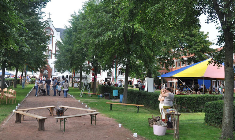 Gymnasium Marianum Meppen feiert öffentliches Schulfest