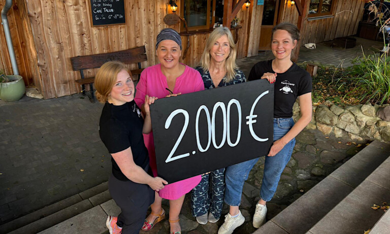 4. Yogafestival in Lingen spendet 2.000€ an Herzenswünsche e.V.