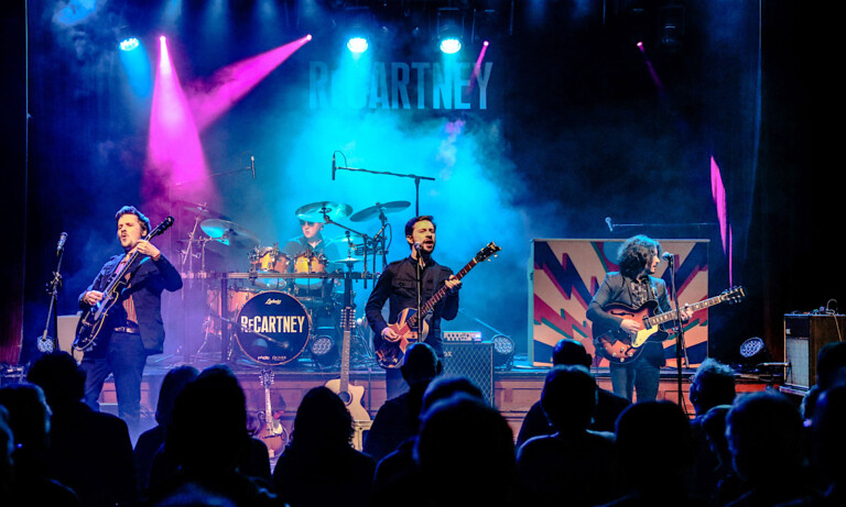 Musik- und Literaturabend über John Lennon und die Beatles im Theater Meppen