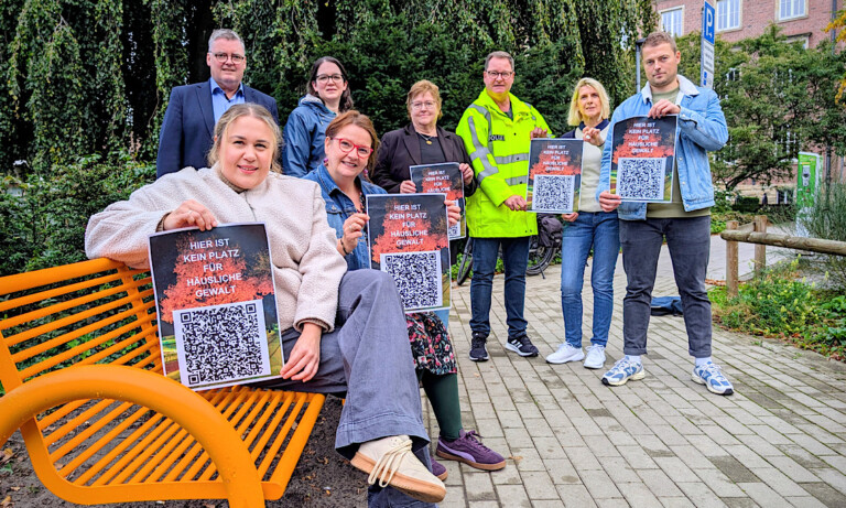 Nordhorn – Orangene Bank setzt Zeichen gegen Gewalt an Frauen und Mädchen