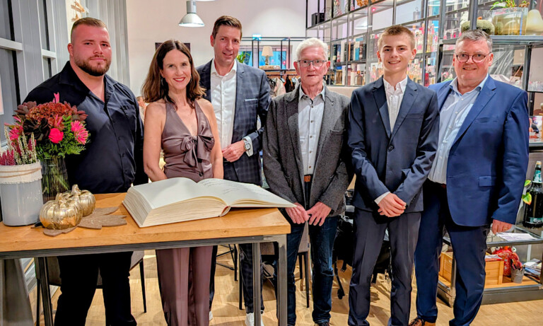 Nordhorn würdigt herausragende Leistungen – 5 neue Eintragungen im Goldenen Buch