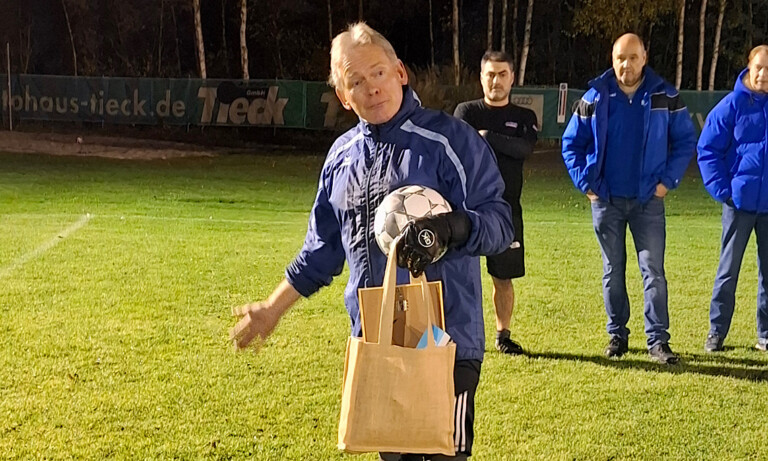 “Ehrenamt überrascht“ Michael Fühner vom SV Germania Twist für jahrzehntelanges Engagement