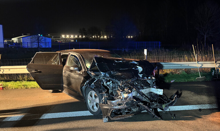 Auffahrunfall auf A31 endet für Insassen glimpflich
