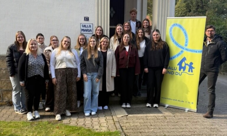 Auszubildende der Marienhausschule Meppen übernehmen Patenschaften für Grundschulkinder
