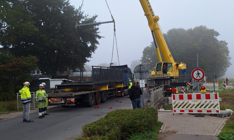 Neue Fußgänger- und Fahrradbrücke an der Straße „Neuer Diek“ in Dalum fertiggestellt