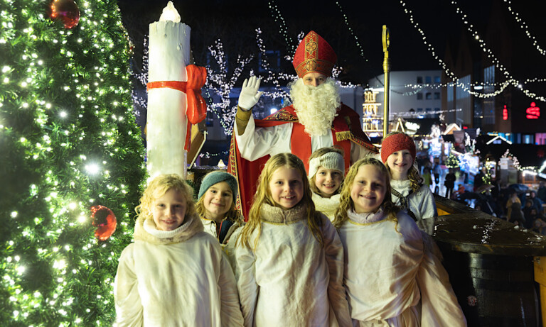 Nikolausumzug 2025 in Lingen – Frühere Ankunft, stimmungsvolle Begleitung und besondere Überraschungen
