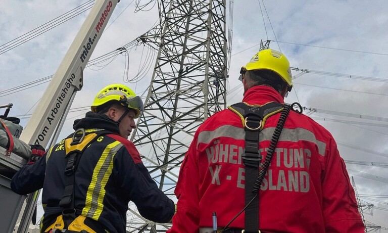 Einsatz der Feuerwehr Lingen rief auch die Höhenrettungsgruppe Emsland auf den Plan
