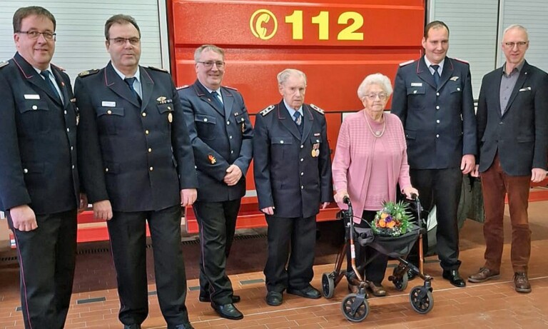 Große Ehrung bei der Feuerwehr Groß Hesepe