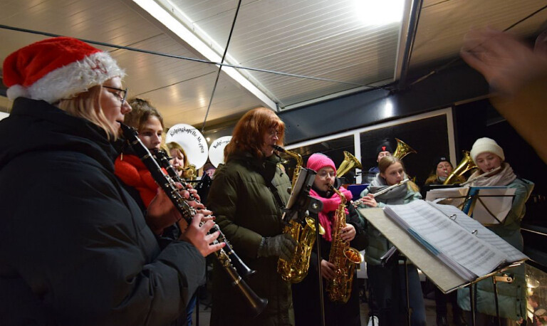 Weihnachtssingen der Sportfreunde Schwefingen geht in die zweite Runde