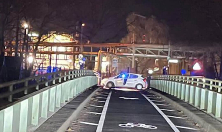 Lingen – 52-Jährige prallt mit 1,44 Promille gegen Brückengeländer