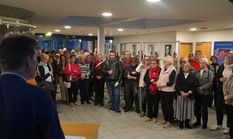 Lingen – Ausstellung „Ehrenamt zeigt Gesicht“ zum 100-jährigen Jubiläum des SkF Ems-Vechte