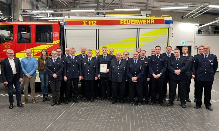 Jahresdienstversammlung der Feuerwehr Holthausen mit besonderen Ehrungen