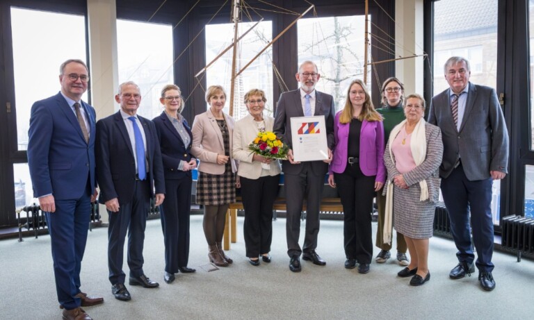 Ein Brückenbauer für Europa: Reinhard Elpermann mit dem Harener Städtepartnerschaftspreis ausgezeichnet