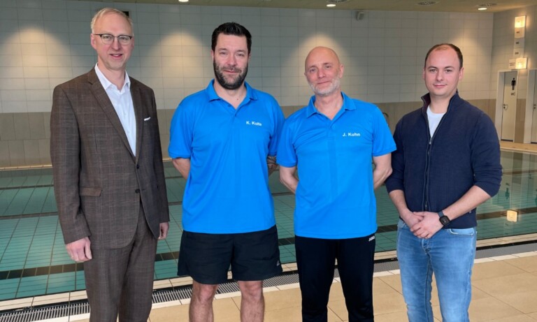 Drei für alle Fälle: Joachim Kuhn verstärkt das Team der Schwimmhalle Dalum