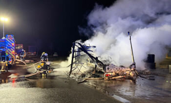 Geeste – Kleinlaster gerät auf A31 in Brand