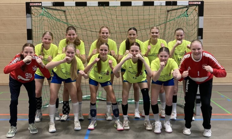 Handballerinnen des Gymnasium Marianum Meppen sind Landesmeisterinnen