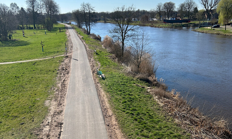 Freie Fahrt am östlichen Emsufer – Neuer Radweg zum Eurohafen fertiggestellt