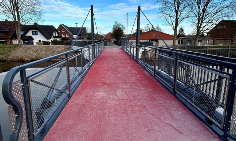 Abschlussarbeiten an der Drehbrücke am Haren-Rütenbrock-Kanal