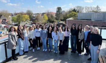 Stadt Papenburg begrüßt Schülerinnengruppe aus Cork