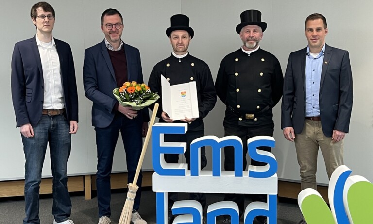 Schornsteinfegermeister Christian Lake betreut weiterhin Kehrbezirk OS/EL 02-10 Haselünne II