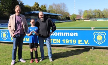 Emsland Sport Tombola: Goldbarren-Gewinner aus Lingen freut sich über besonderen Preis