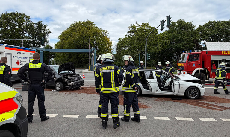 Haren – Zwei Frauen bei Unfall auf B408 leicht verletzt